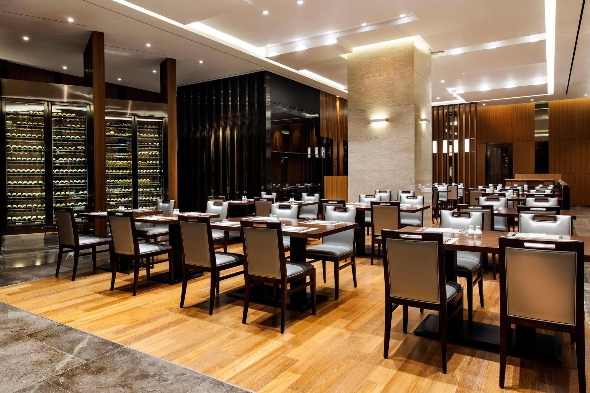 Lotte Guro Hotel 3*